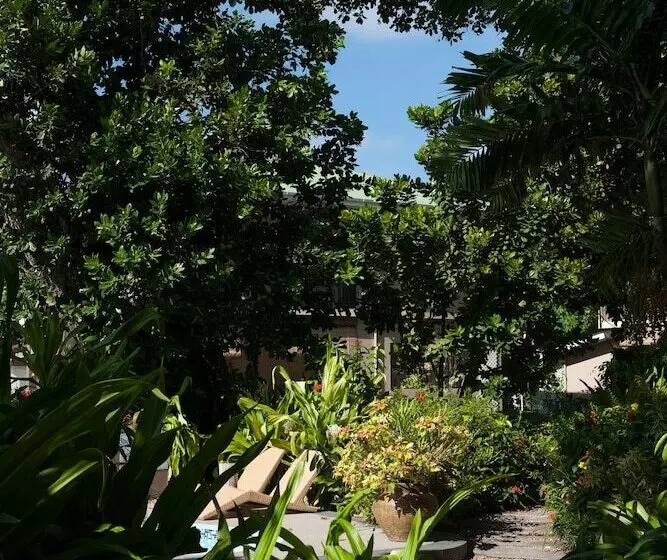 Le Repaire   Boutique Hotel & Restaurant