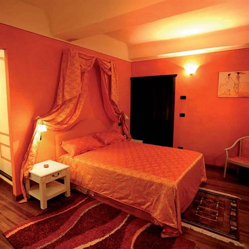 Lo Studiò Di Piazza