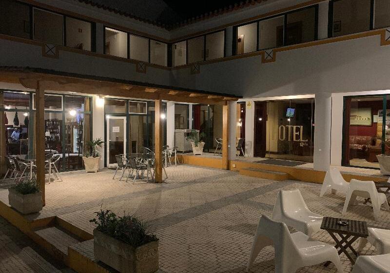 فندق O Gato & Spa