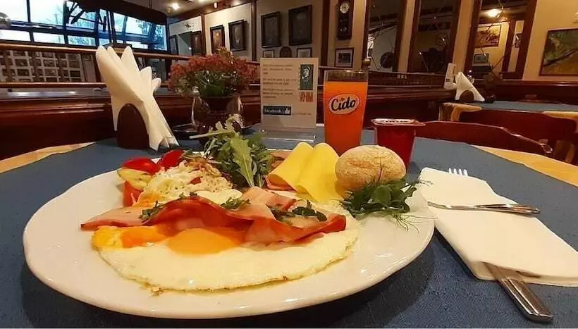 Sky High Hotel Airport 200 Meters From The Terminal