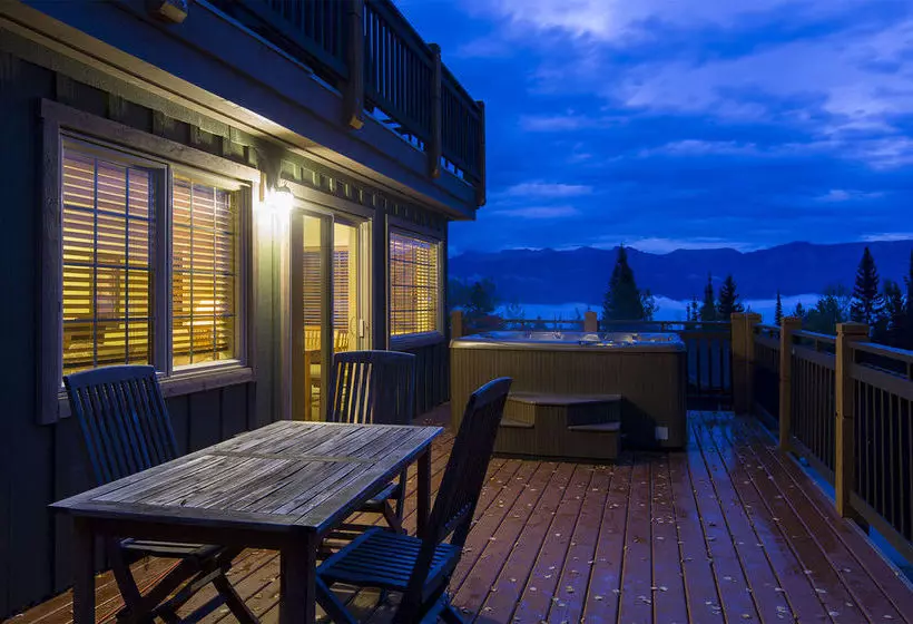 ホテル The Aspens At Kicking Horse