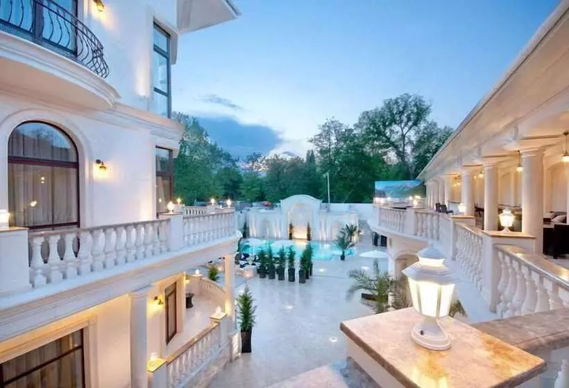 Szálloda Villa Le Premier Maestro