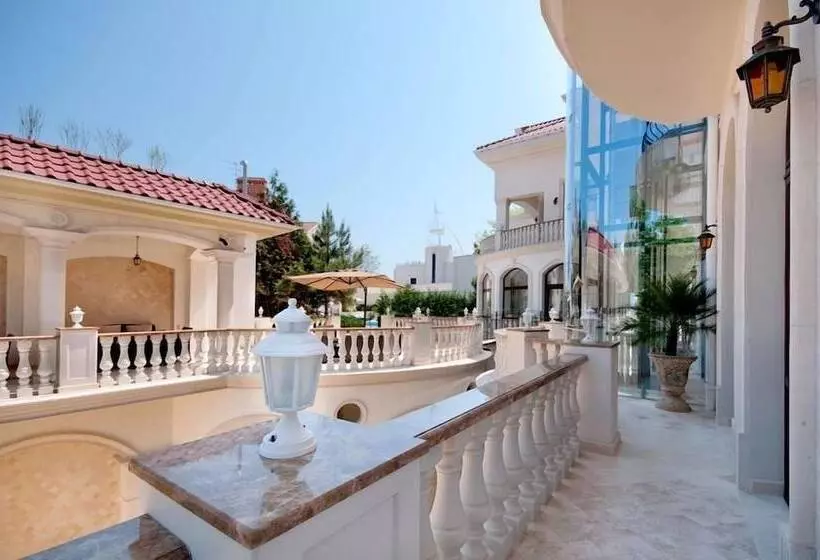 Szálloda Villa Le Premier Maestro