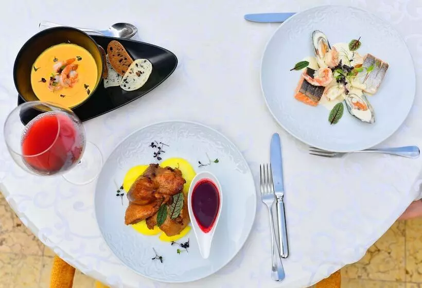 Szálloda Villa Le Premier Maestro