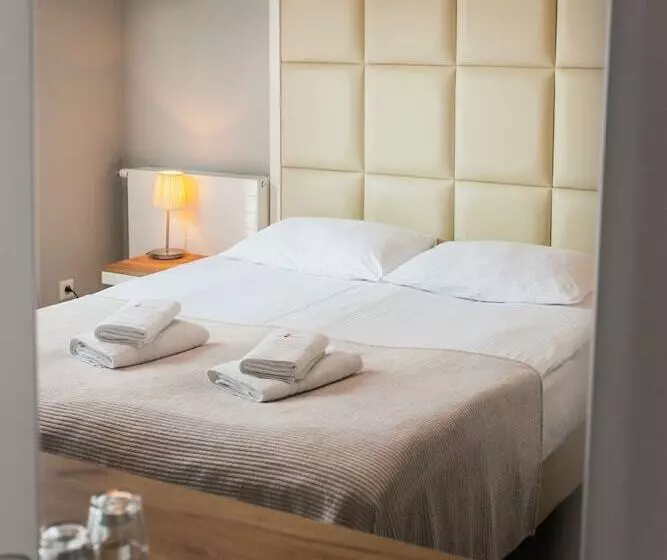 酒店 Villa Sentoza