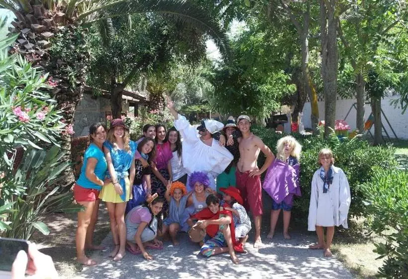 هتل Villaggio Athragon