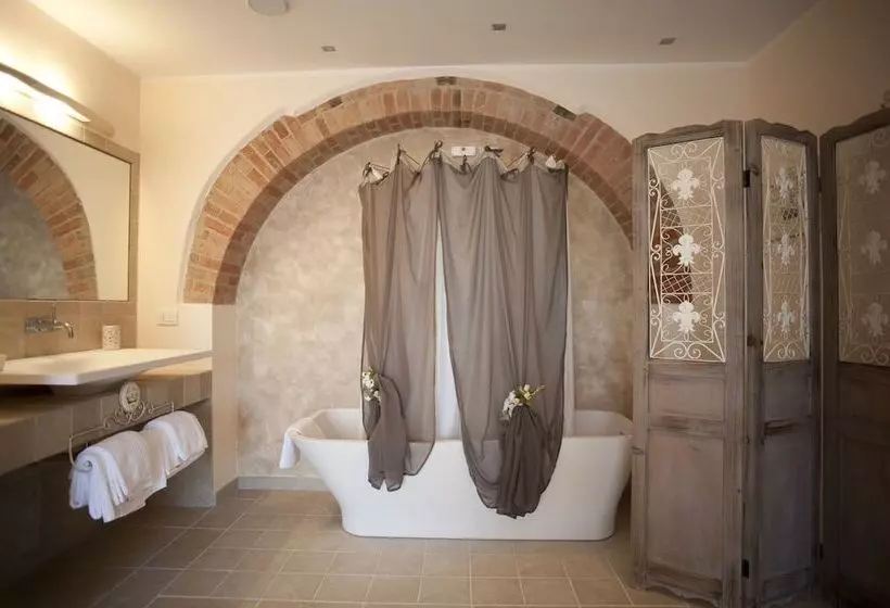 La Cianella Adult Only