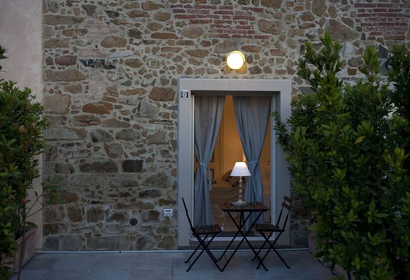 La Cianella   Adult Only