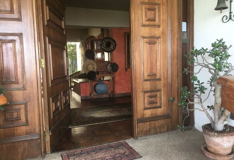 پانسیون My Fathers House