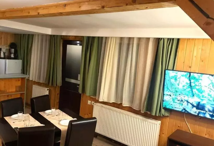 Traveland Boutique Resort Poiana Brasov