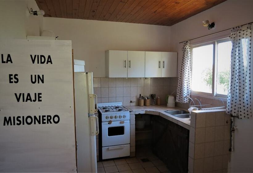 ユースホステル Aonikenk B&b