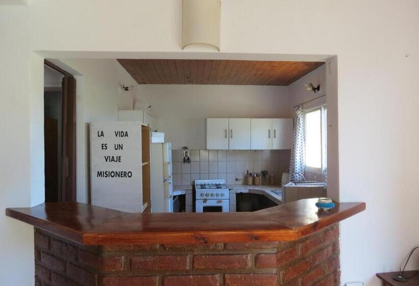 ユースホステル Aonikenk B&b