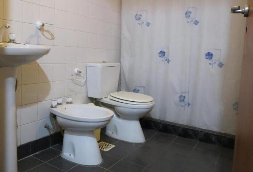 ユースホステル Aonikenk B&b