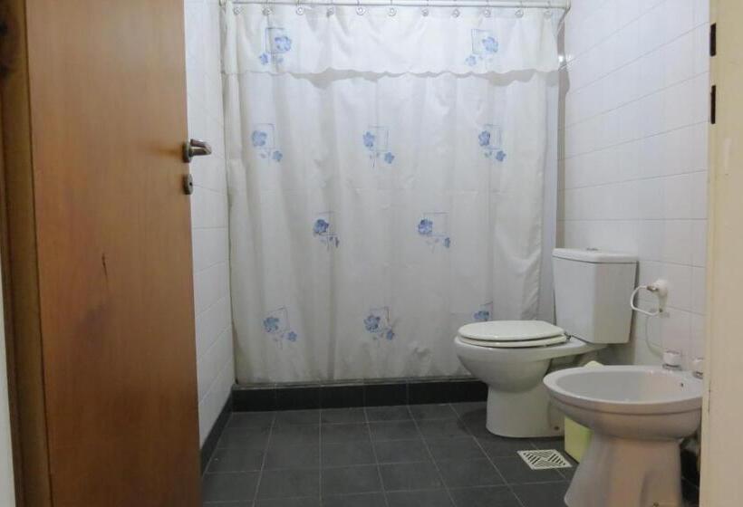 ユースホステル Aonikenk B&b