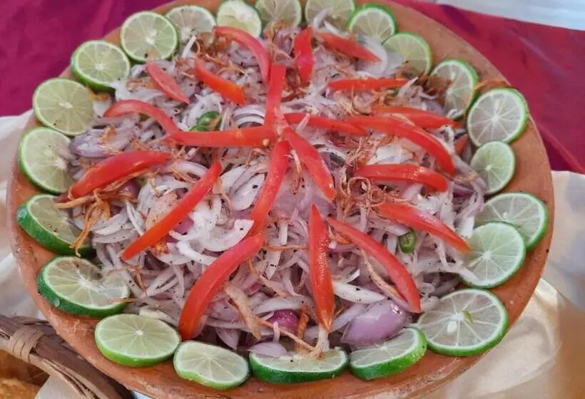هتل Achivina