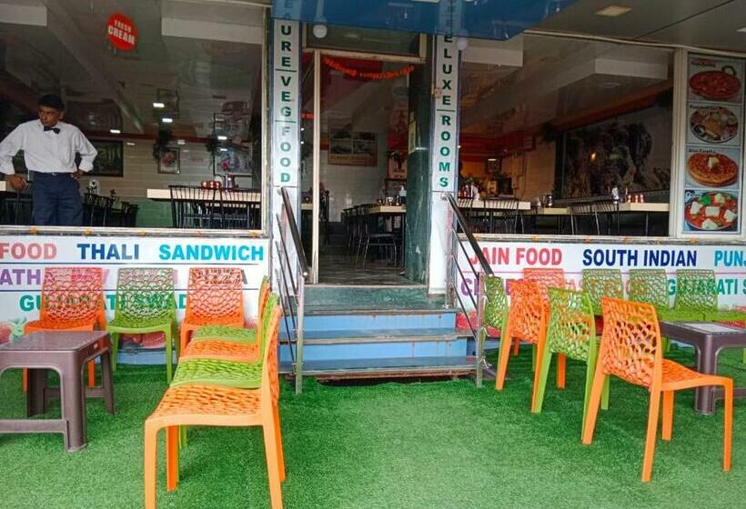 Hotel Hariyalee Silver Inn