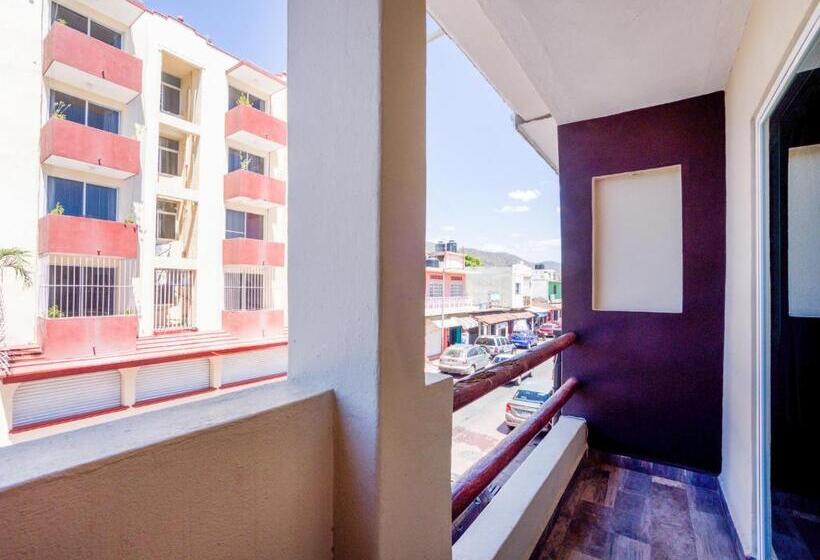 هتل Oyo Posada Lys