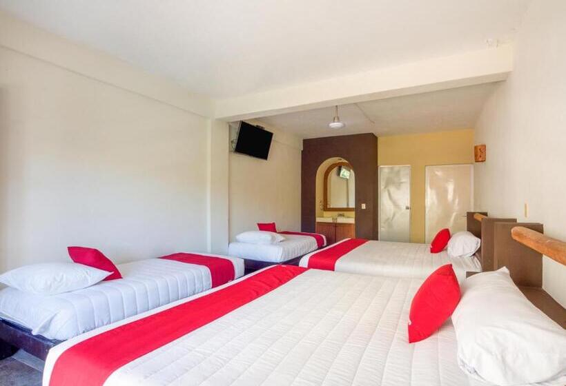 هتل Oyo Posada Lys