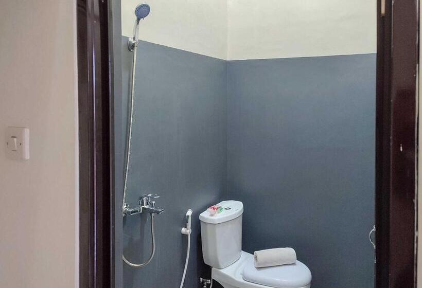 Hotel Reddoorz Syariah Near Exit Tol Pemalang Comal 2