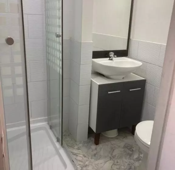 پانسیون Hostal Argentina Osorno