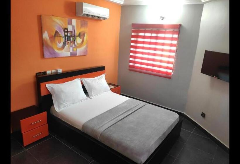 پانسیون Room In Guest Room Royal Blue Guest House Bar