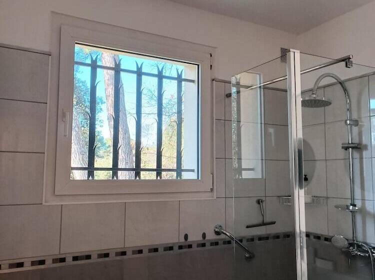 ベッドアンドブレックファースト Maison D Hôtes & Spa La Chêneraie Provence Ventoux