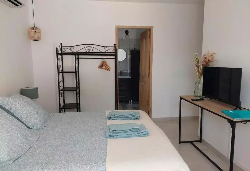 Aamiaismajoitus (B&B) Maison D Hôtes & Spa La Chêneraie Provence Ventoux