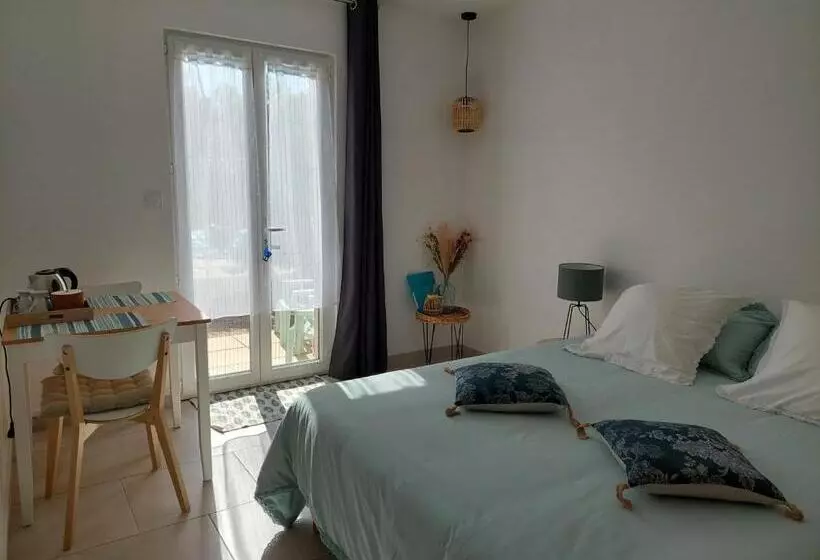 Aamiaismajoitus (B&B) Maison D Hôtes & Spa La Chêneraie Provence Ventoux