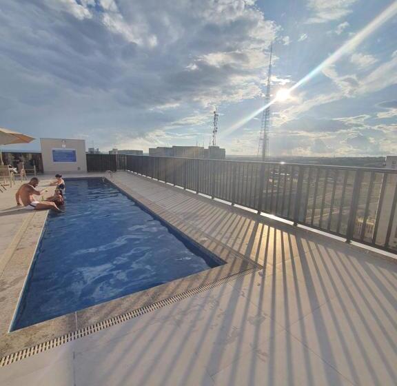 Отель Flat Nobile Suítes Monumental By Rei Dos Flats