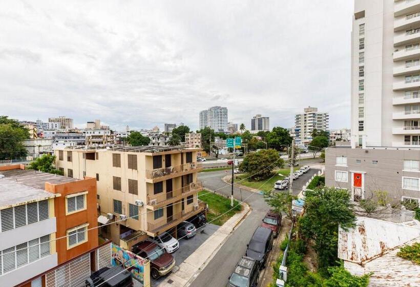 پانسیون Avila Suites