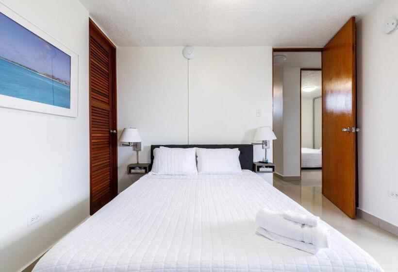 پانسیون Avila Suites