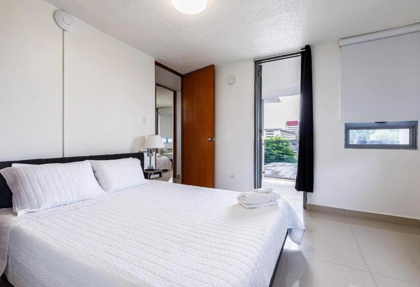 پانسیون Avila Suites