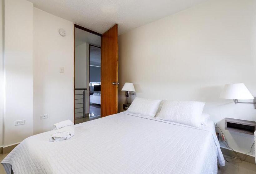 پانسیون Avila Suites