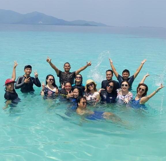 هاستل Js House View