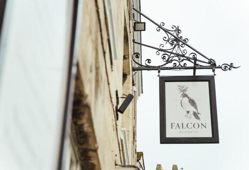 호텔 The Falcon Inn