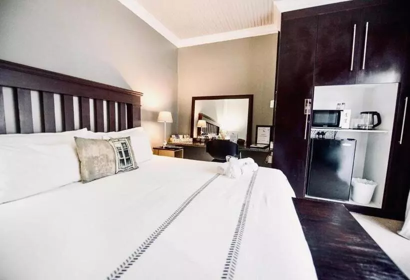پانسیون Cottonwood Guesthouse Oasis