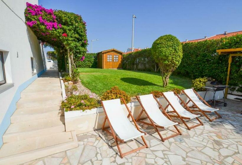 פנסיון Sandycamps Surf House