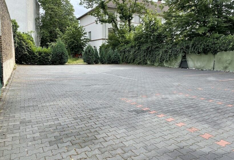 צימר Am Ledermuseum