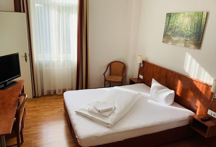 צימר Am Ledermuseum