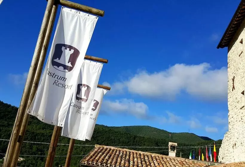 Castrum Resort