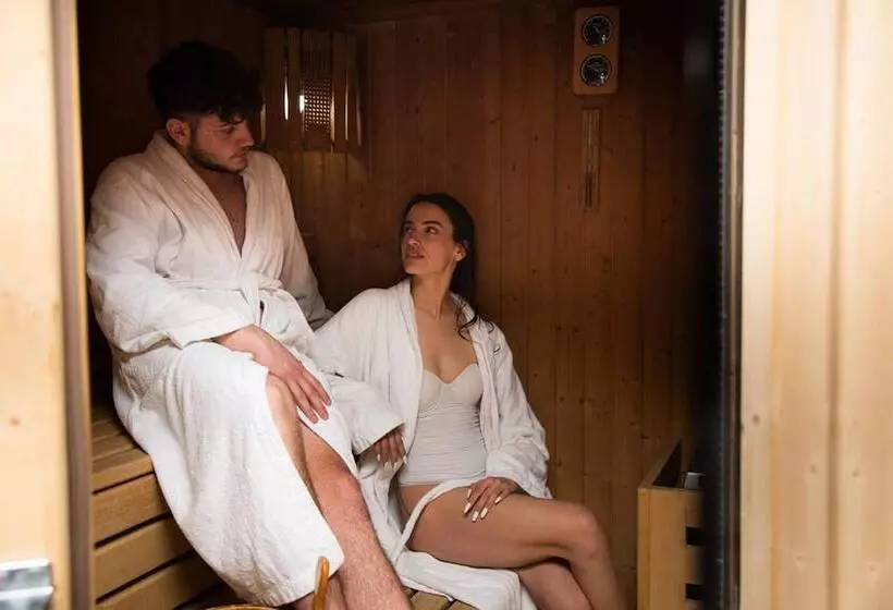 هتل Ansharius Adults Only