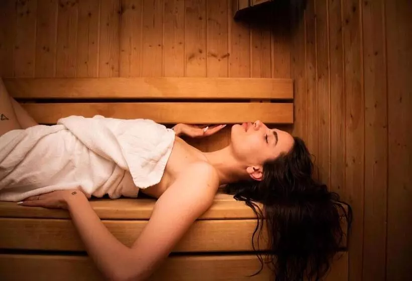 هتل Ansharius Adults Only