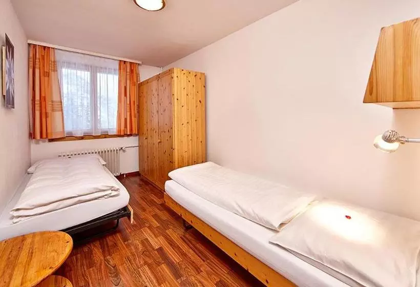 Basic Hotel Arosa