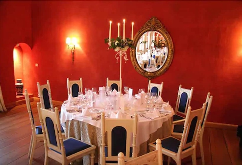 فندق Burg Wanzleben