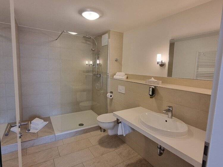 فندق Burg Wanzleben