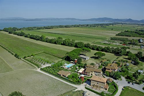 ホテル Country House Podere Lacaioli