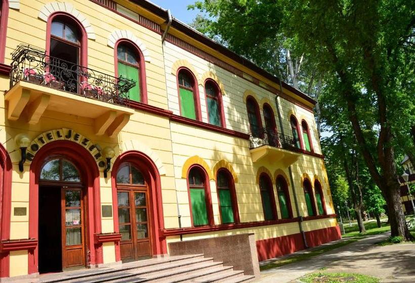 هتل Depandans Jezero