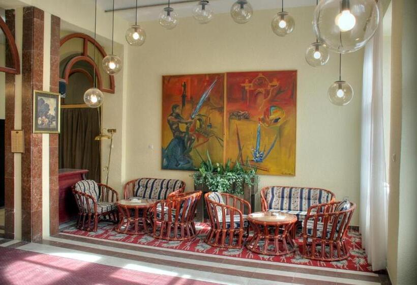 هتل Depandans Jezero