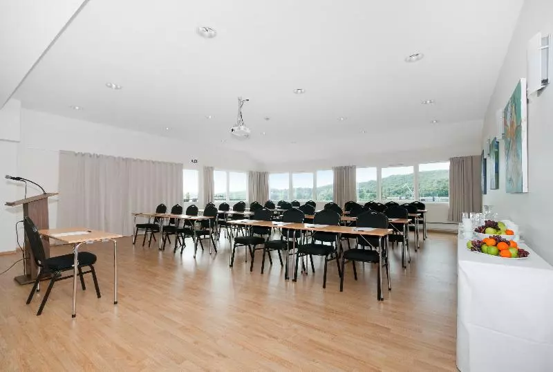 Отель Farsund Fjord