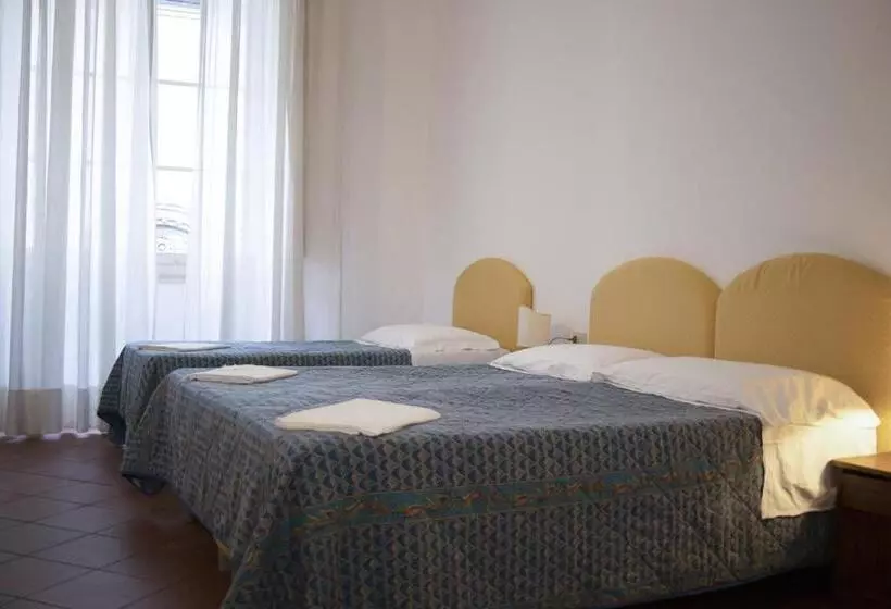 هتل Ferdinando Ii De  Medici